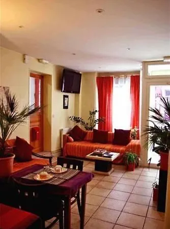 Ramey Hotel 2*